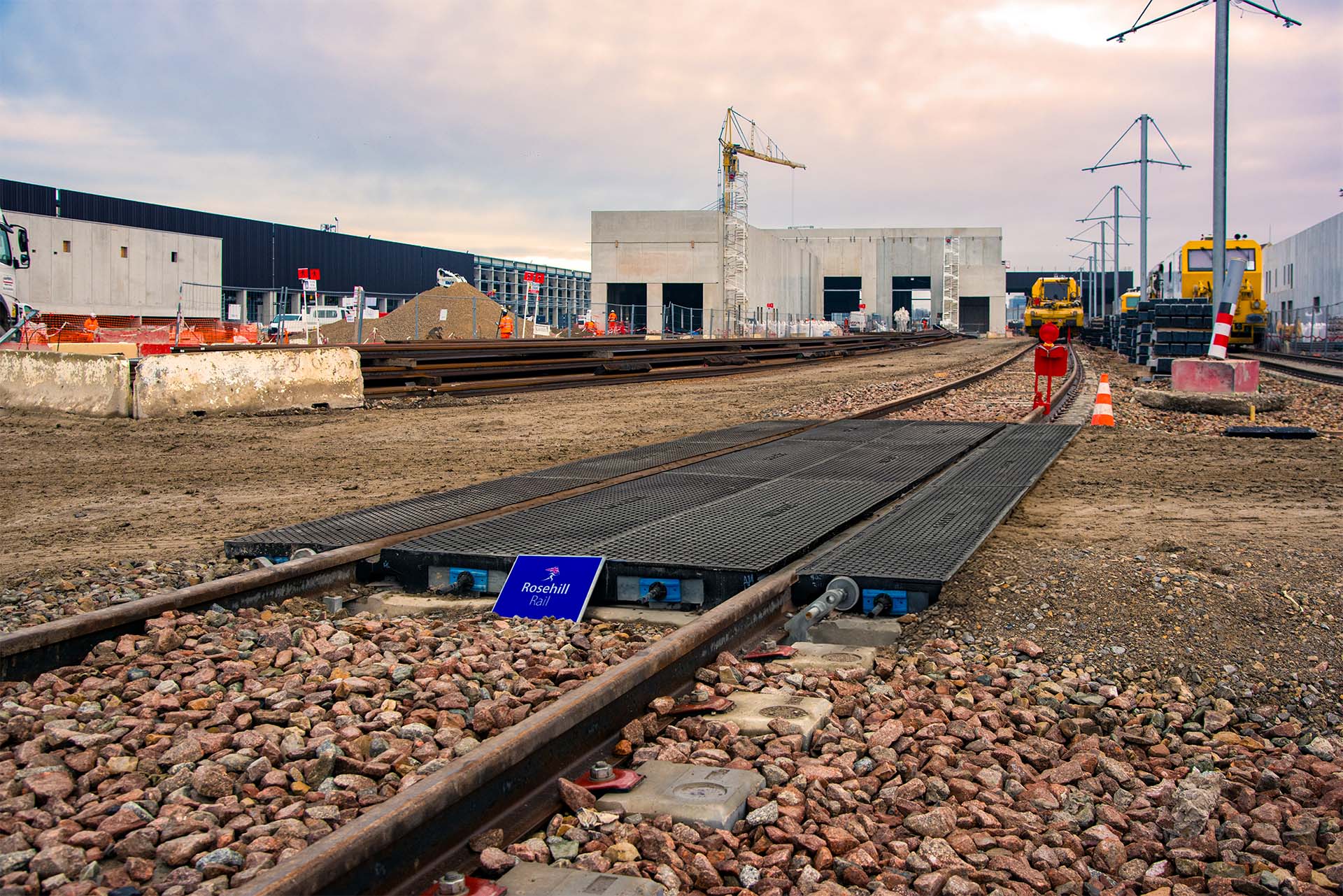 StrandLock post-tensioned level crossing system
